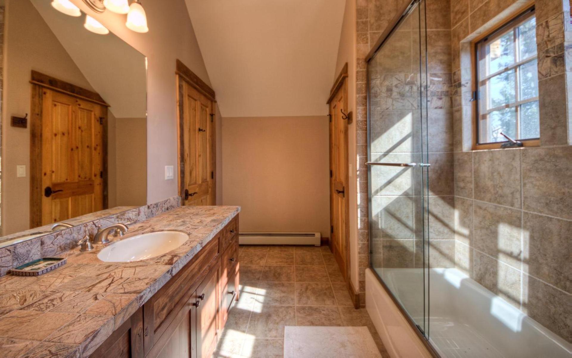Antler Ridge Lodge 빅스카이 외부 사진