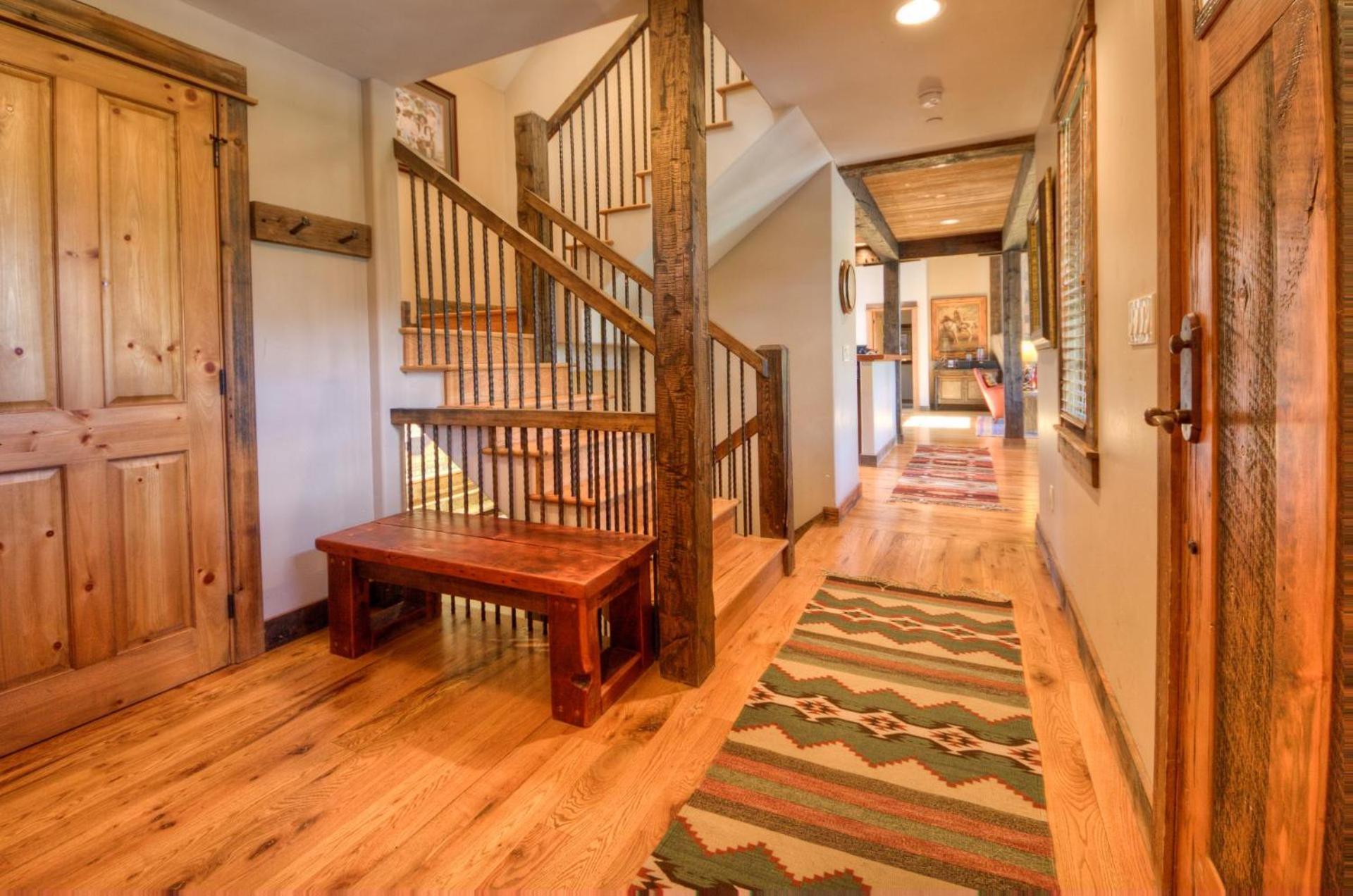 Antler Ridge Lodge 빅스카이 외부 사진