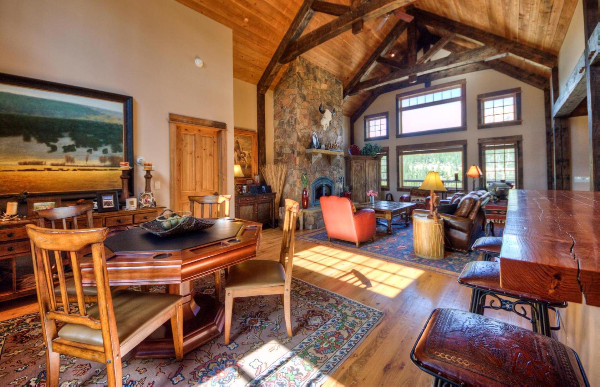 Antler Ridge Lodge 빅스카이 외부 사진